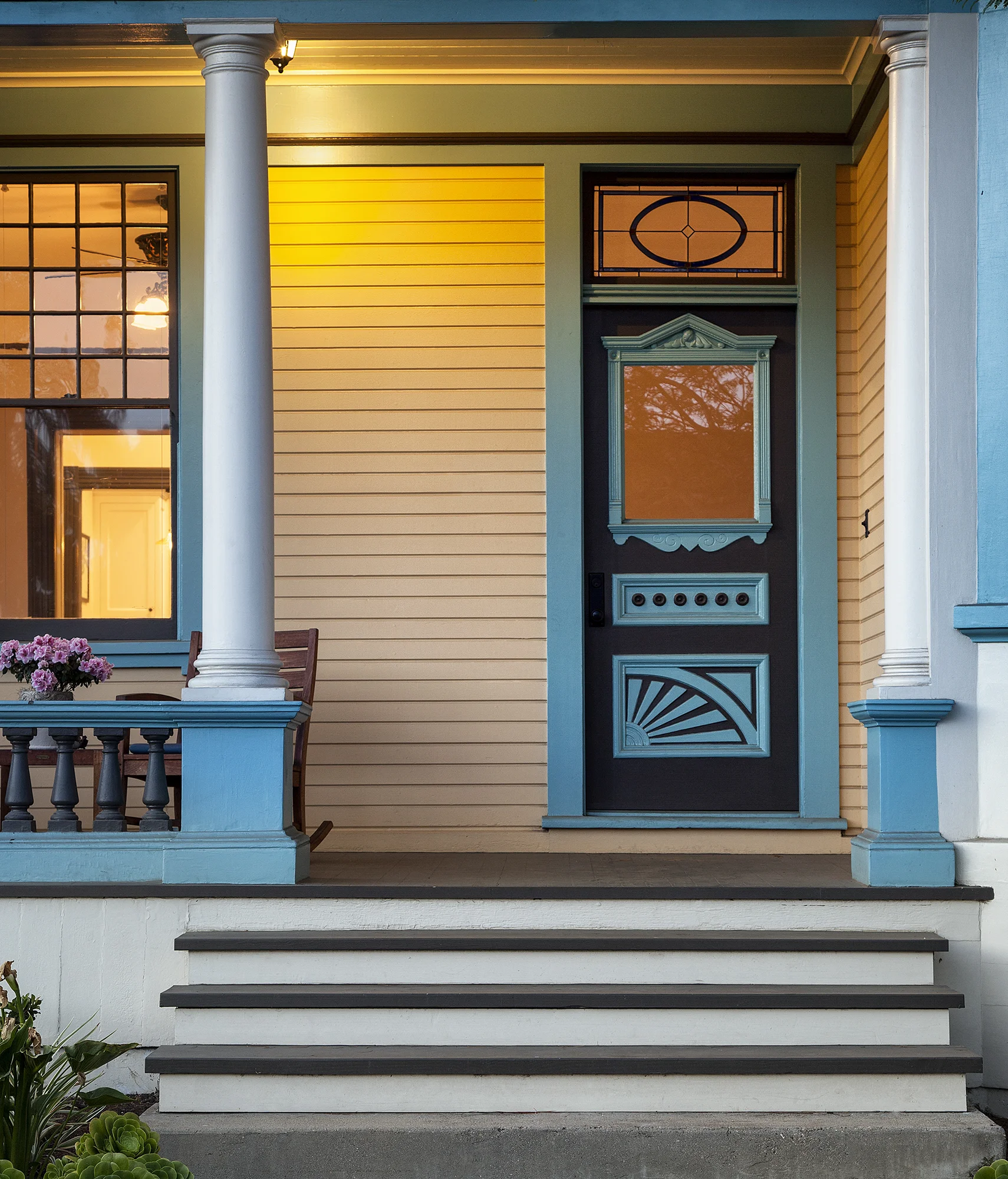 Front Porch_web.jpg
