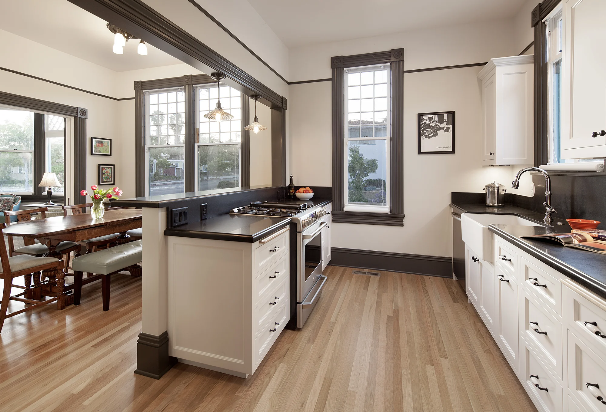 Kitchen 2_web.jpg