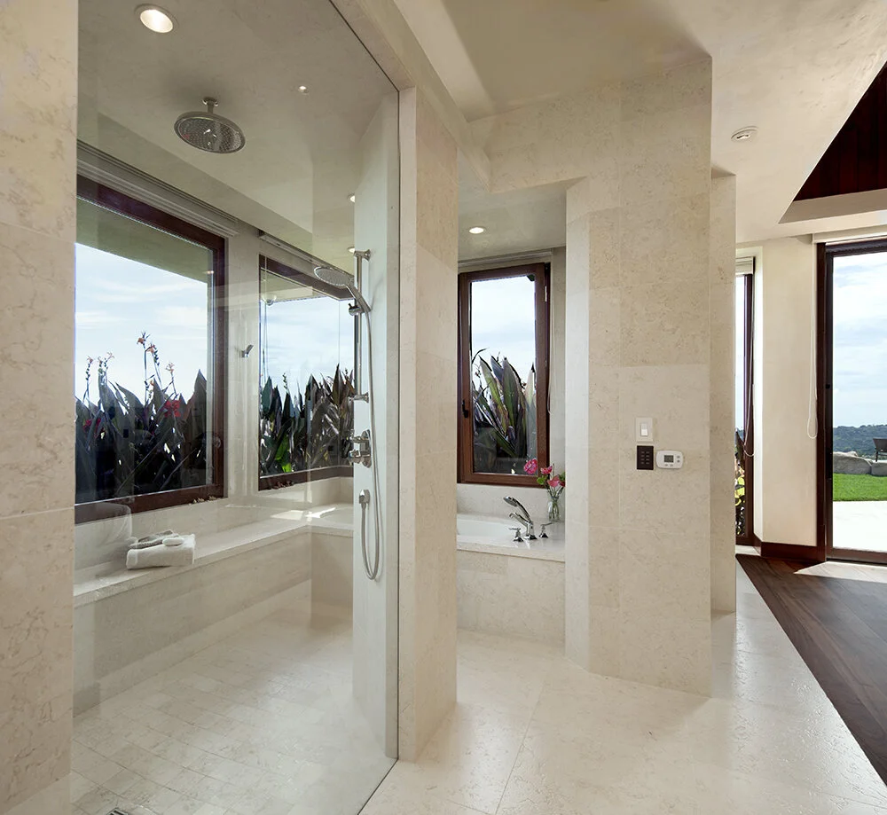 Master Bath.jpg