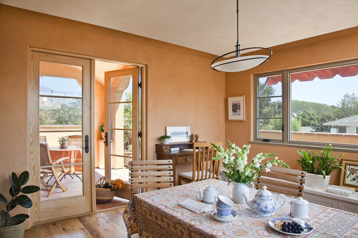 GardenRoom.jpg