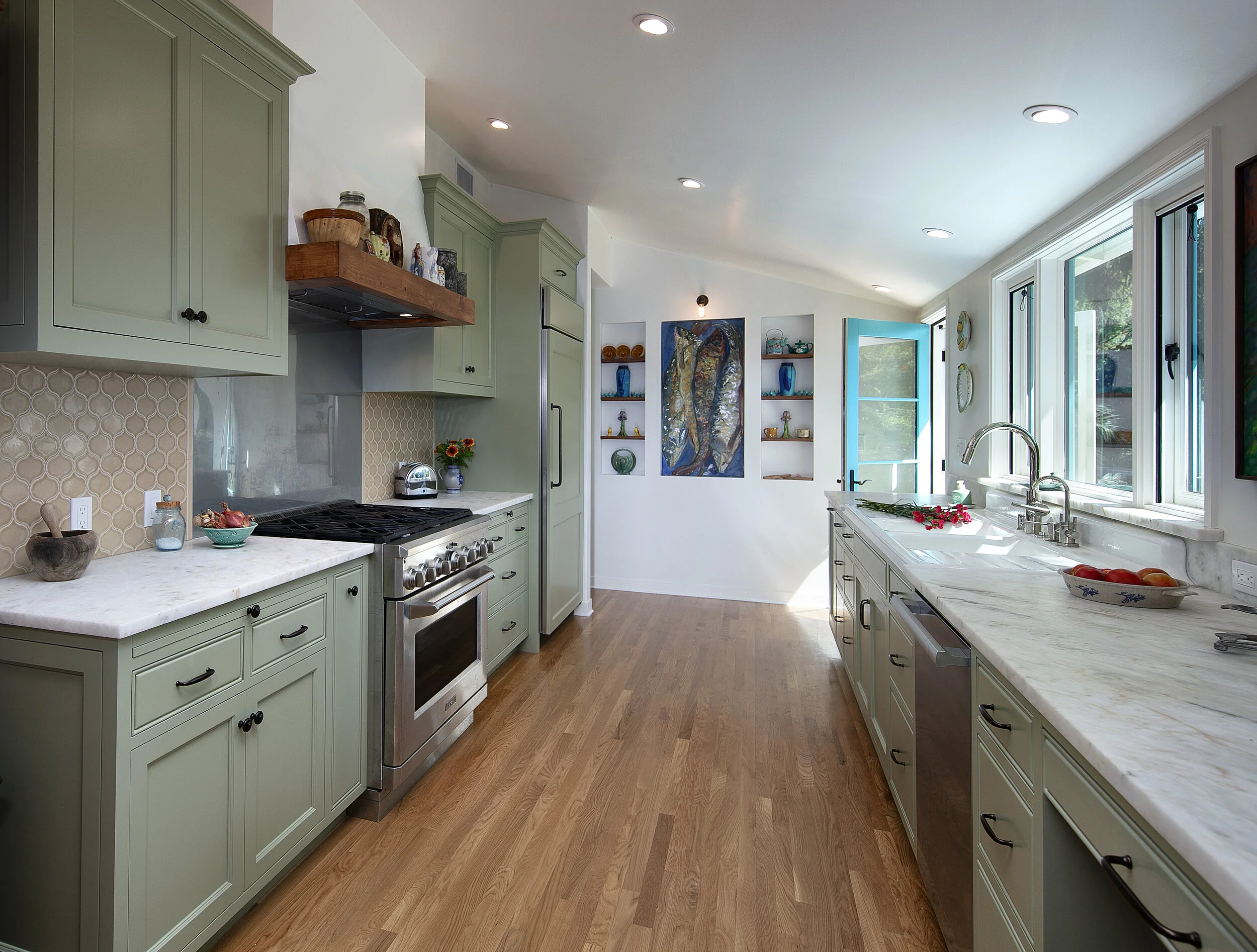 Kitchen 1.jpg