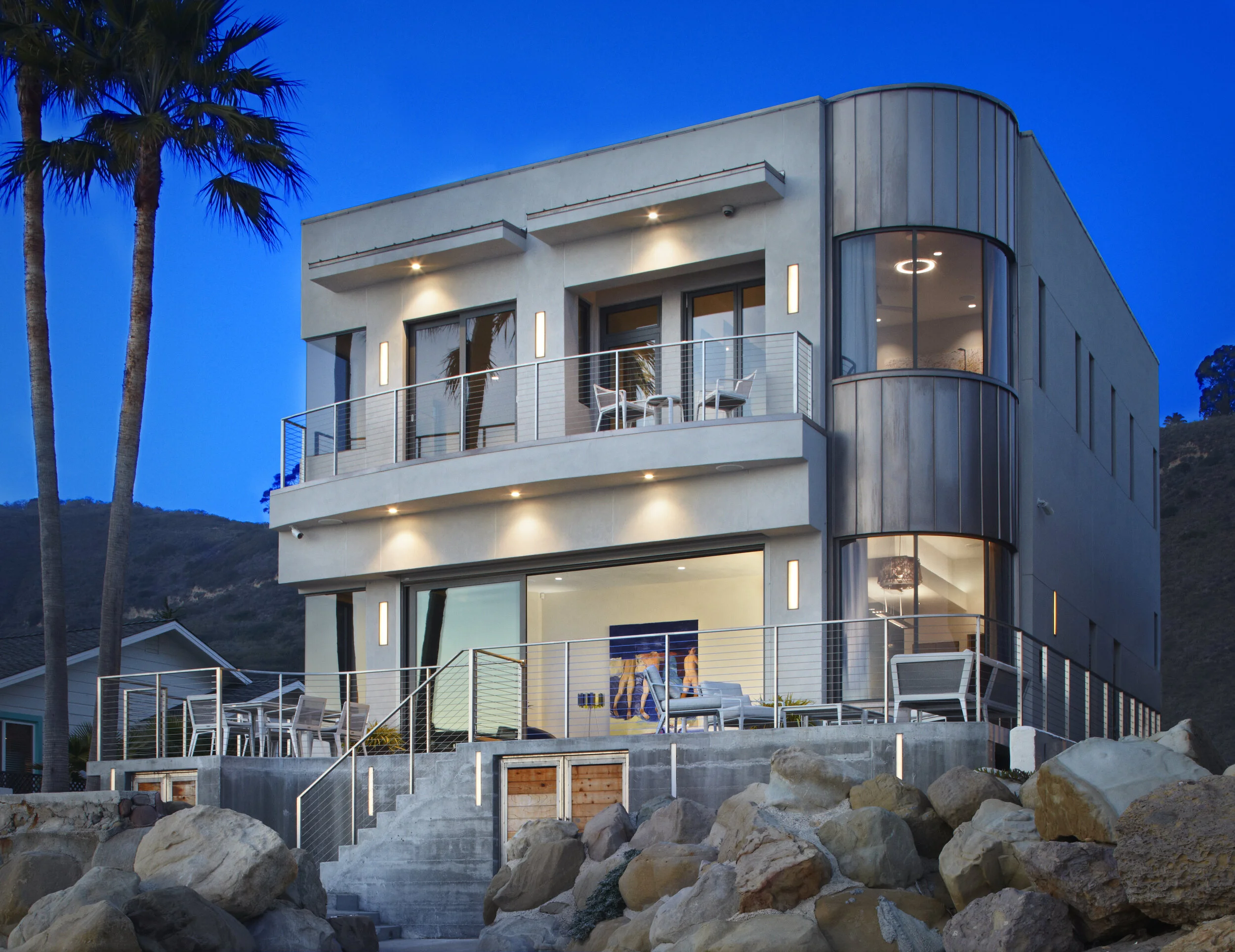 17back_exterior_twilight_final.jpg