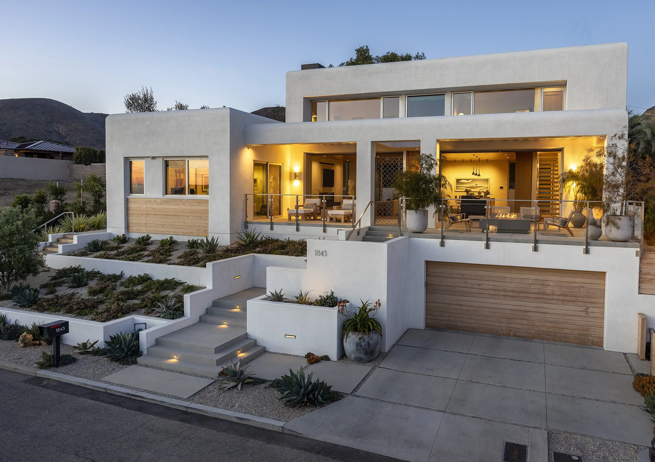 1843Hillcrest_06.jpg