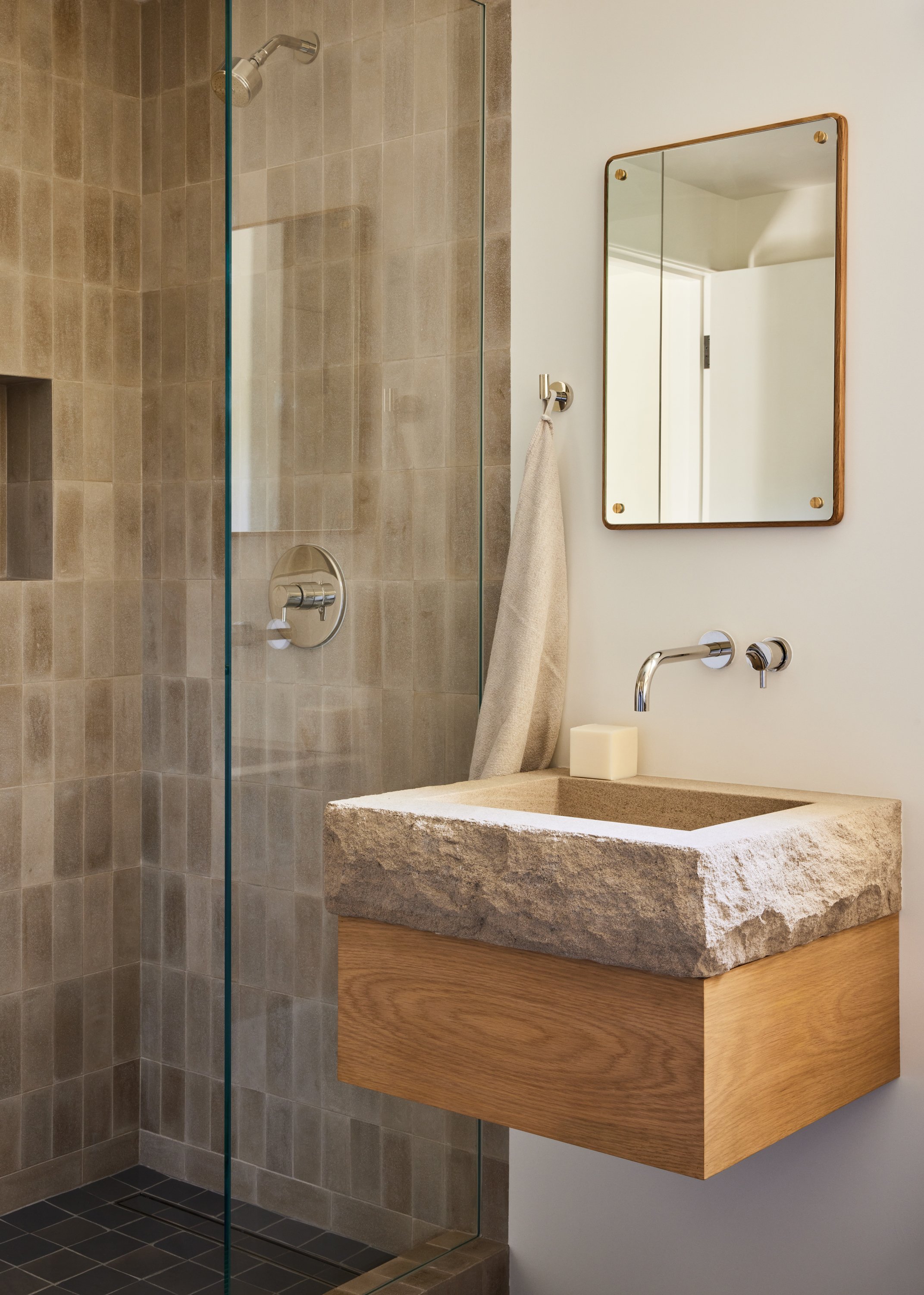 McShane-Lee_Bathroom-1_004.jpg