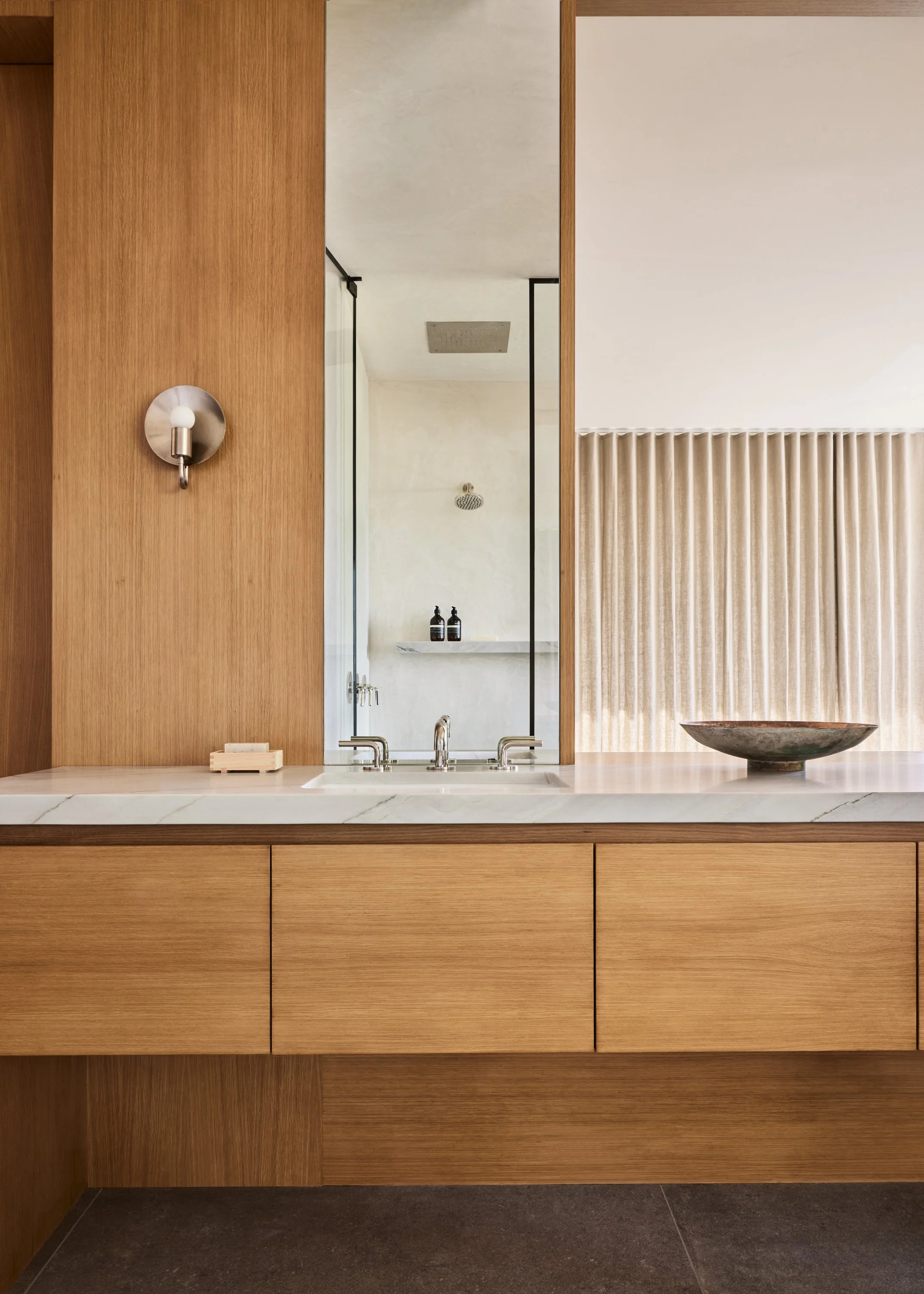 McShane-Lee_Primary-Bathroom_031.jpg
