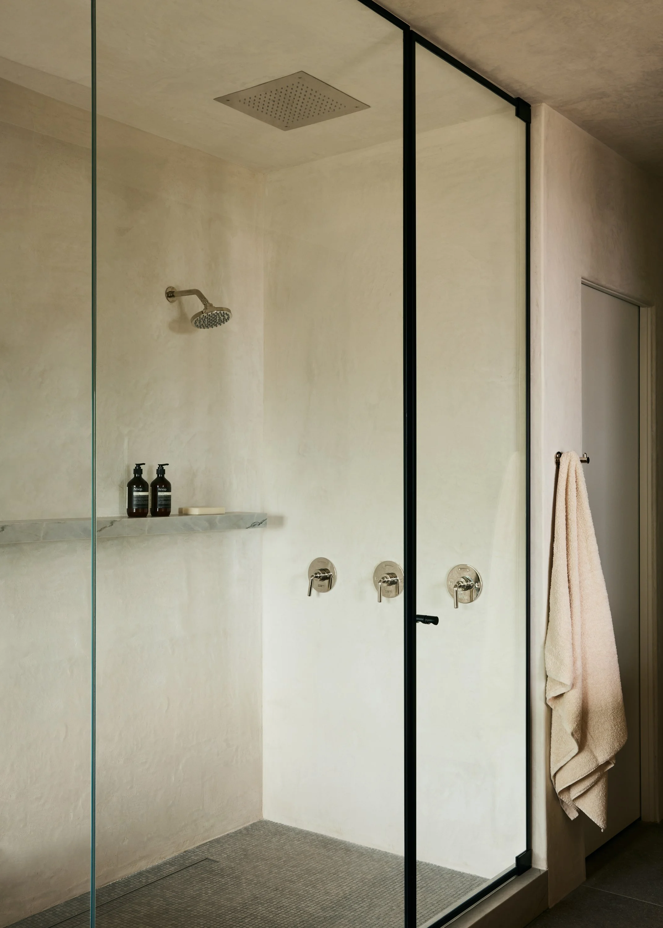 McShane-Lee_Primary-Bathroom_059.jpg