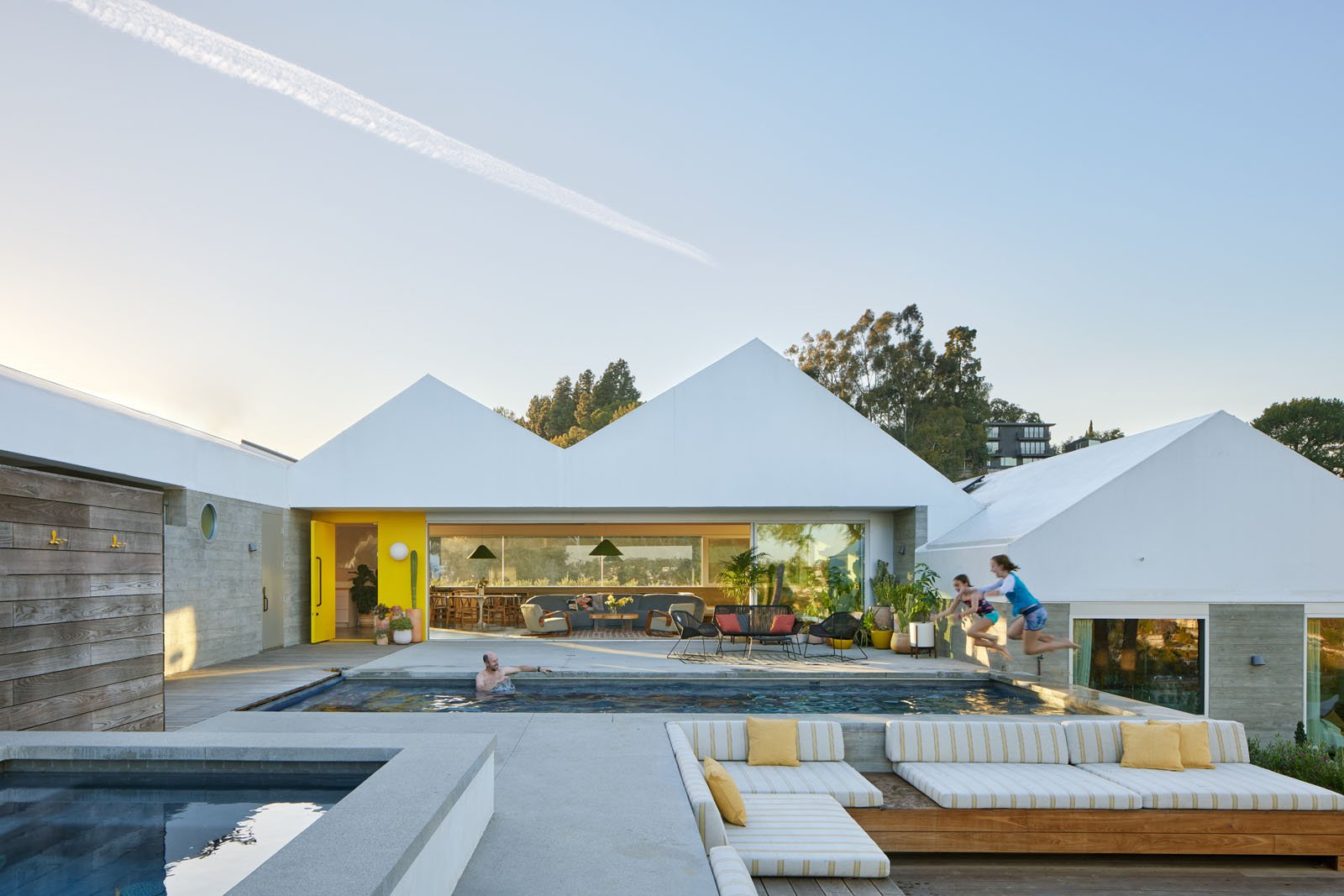HilltopsResidence_PhotoByBruceDamonte_10.jpg