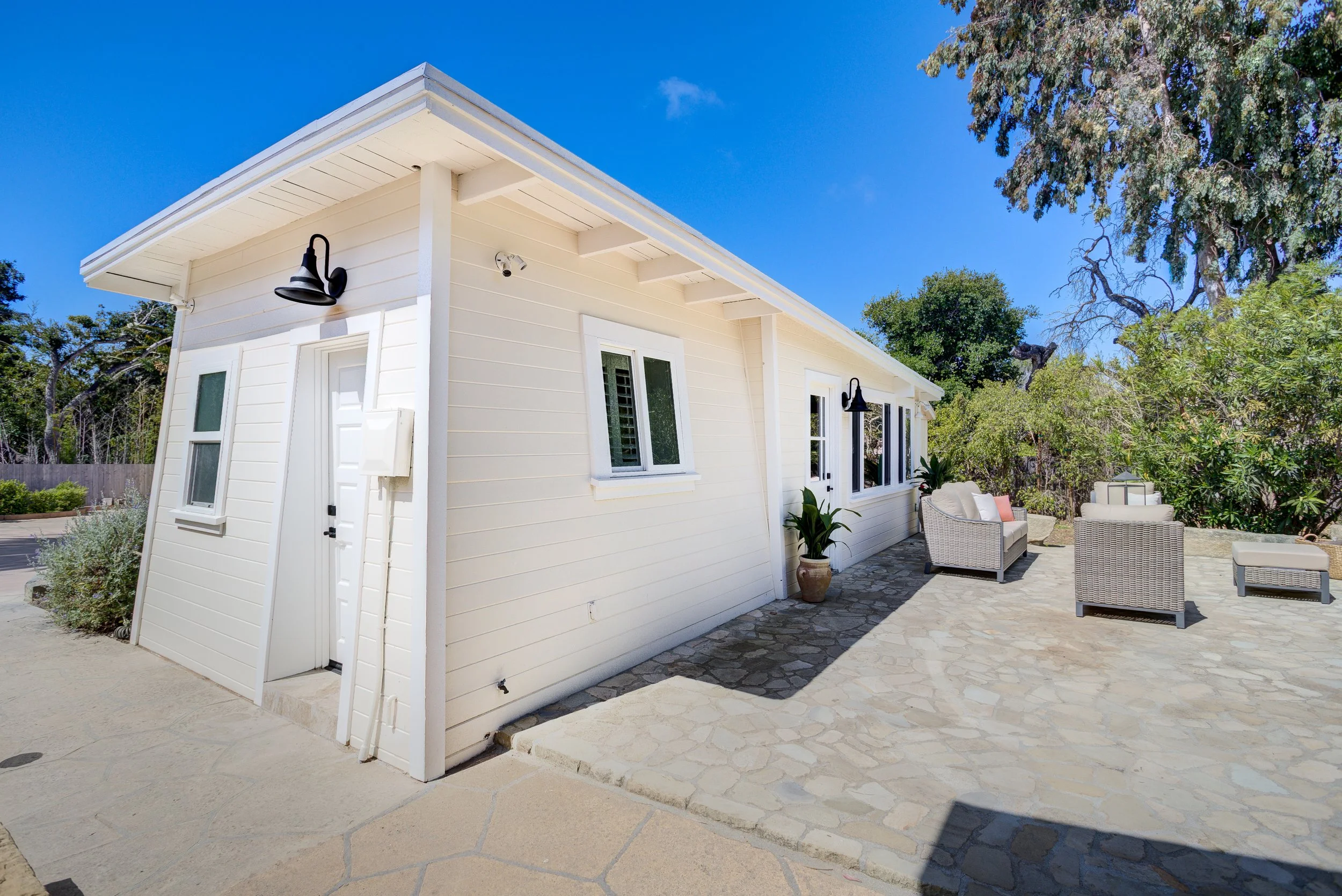 329 SAN YSIDRO RD-110.jpg