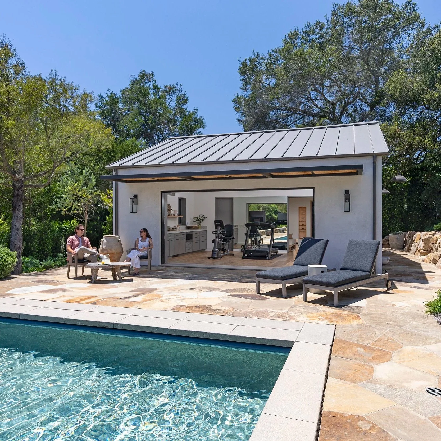 POOLSIDE RETREAT