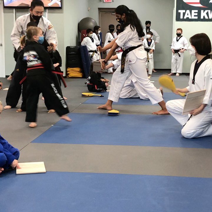 She doesn&rsquo;t stop until she nails it! 

#taekwondo #deputyblackbelt #ninjaintraining #soproud