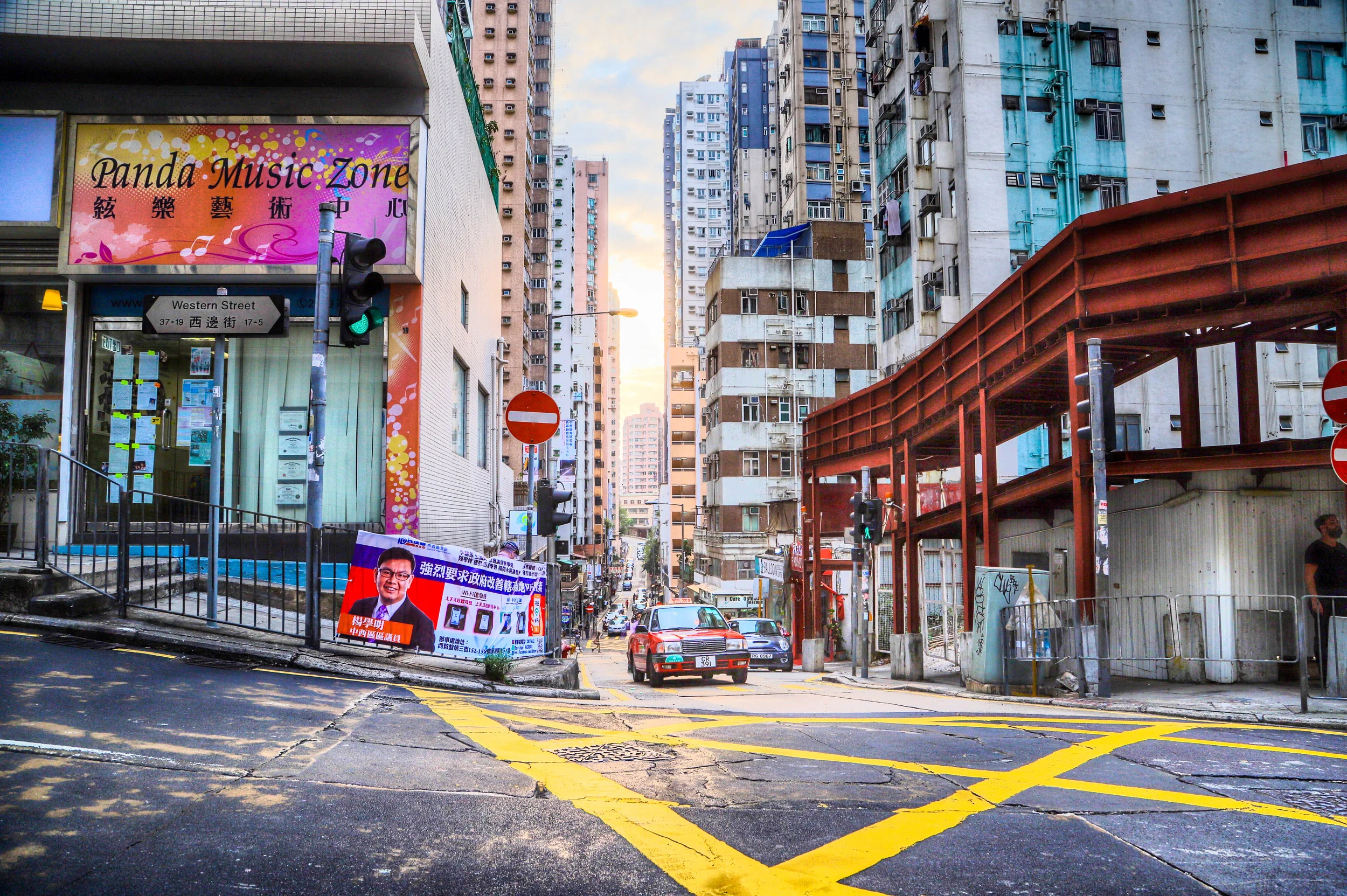 HK taxi-1.jpg