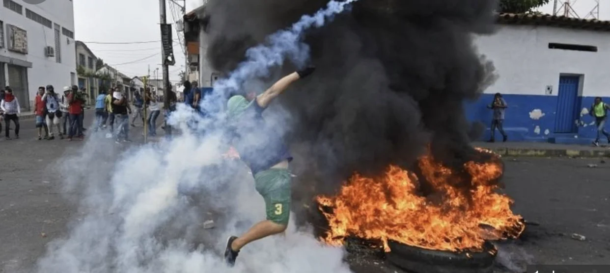 US Engaged in Economic Warfare in Venezuela 