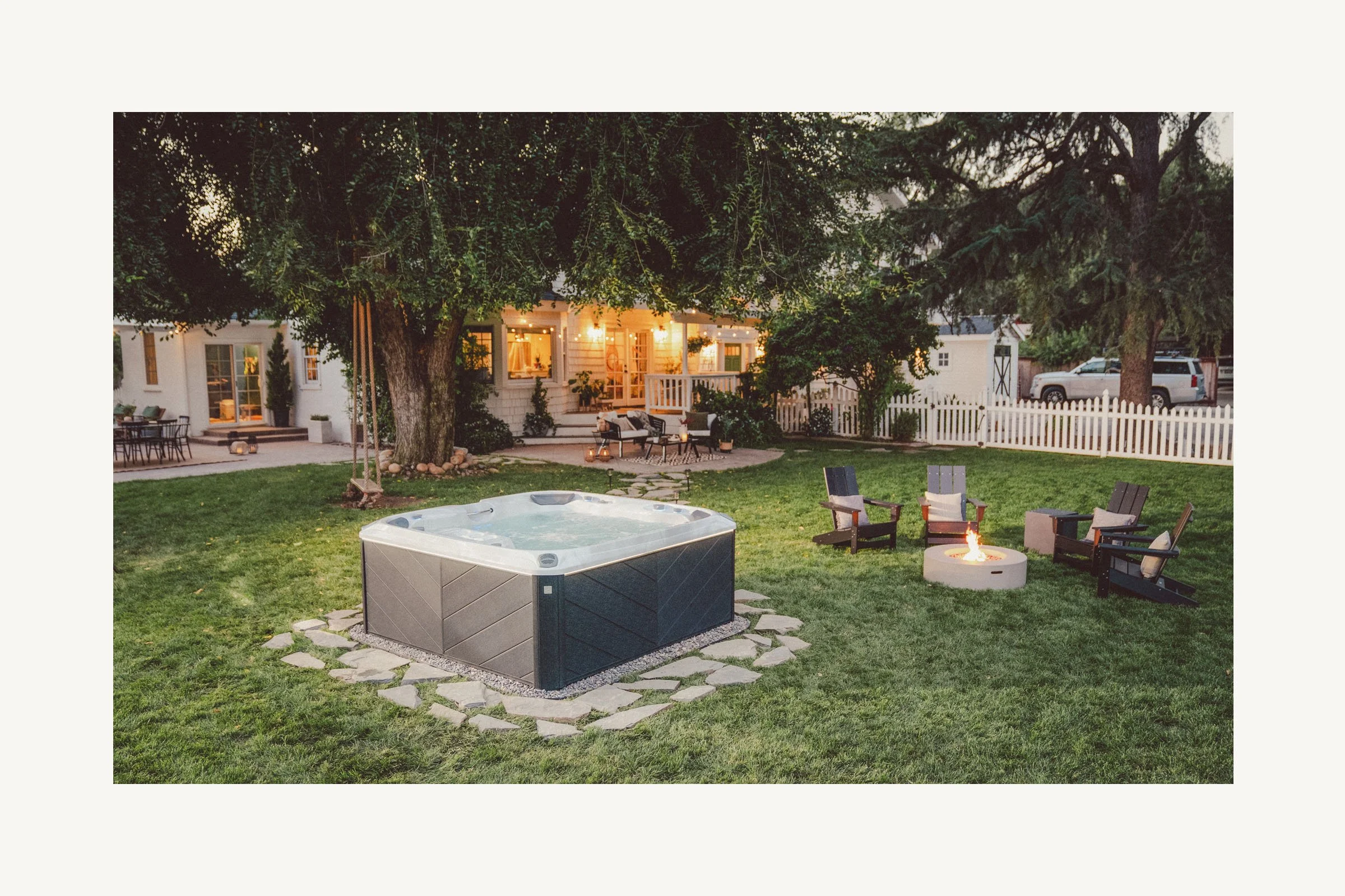 sundance-880-optima-gallery-backyard.jpg