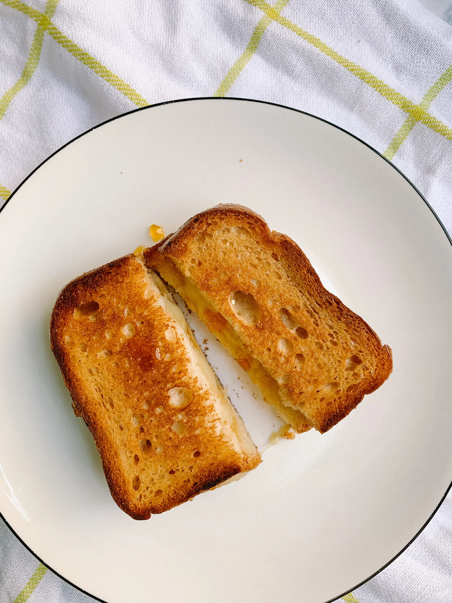 Grilled Brie and Apricot