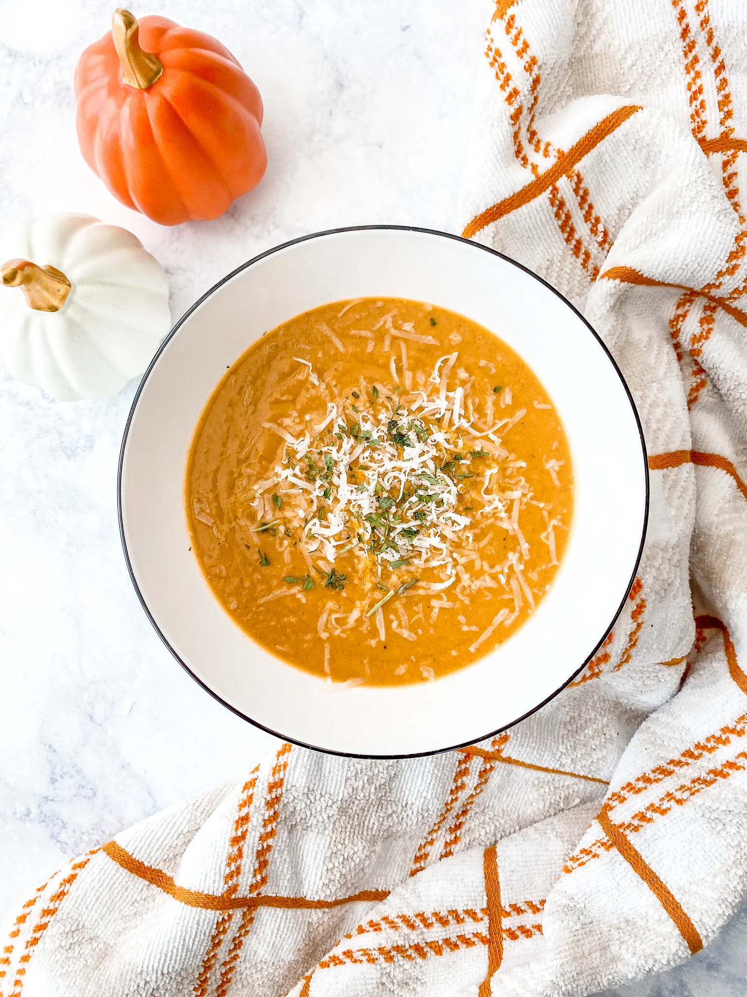 Soup Sundays: Trader Joe's Pumpkin Bisque