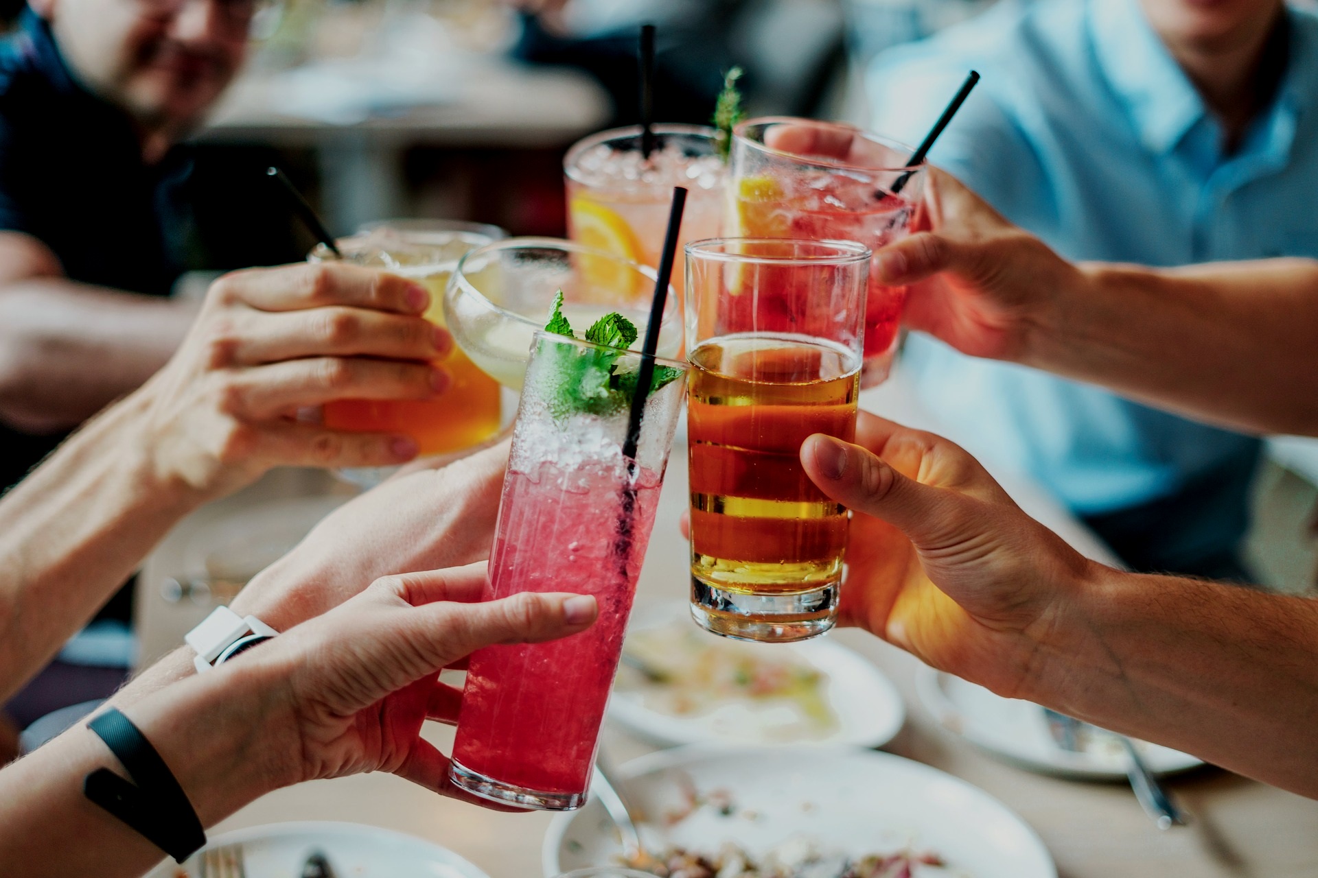 drinks-2578446_1920.jpg