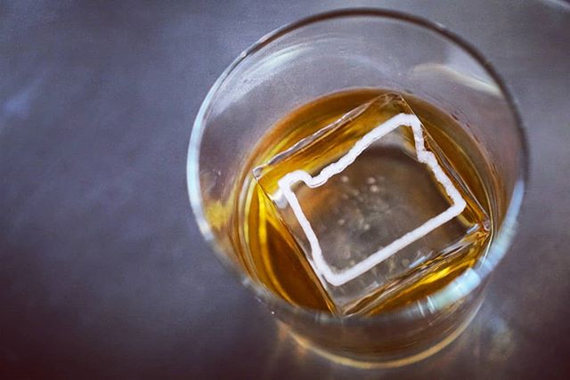 What's better than a big a** cube swimming in a generous pour of whiskey? A big a** cube with the state of Oregon on it, of course!