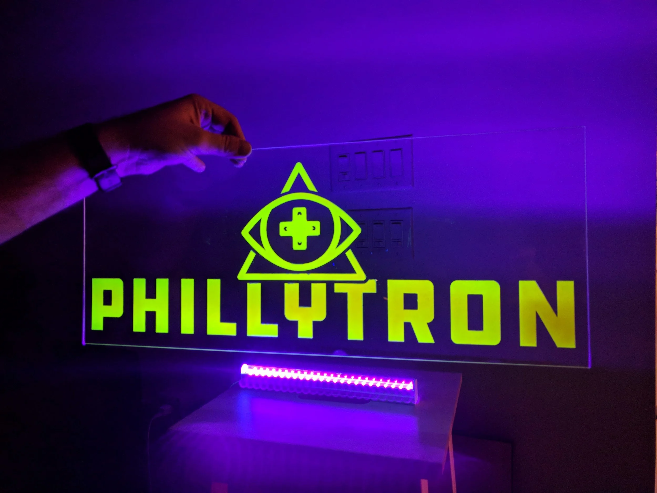  I had also made a second fluorescent yellow marquee, but the team opted for the pink/green instead&nbsp; 