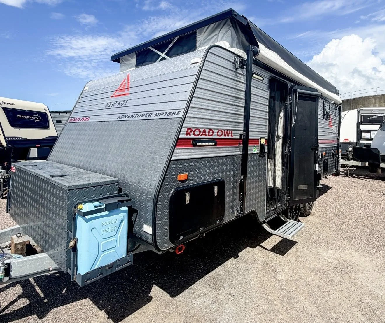 Stock #14 2021 New Age Road Owl – 18ft Family Van