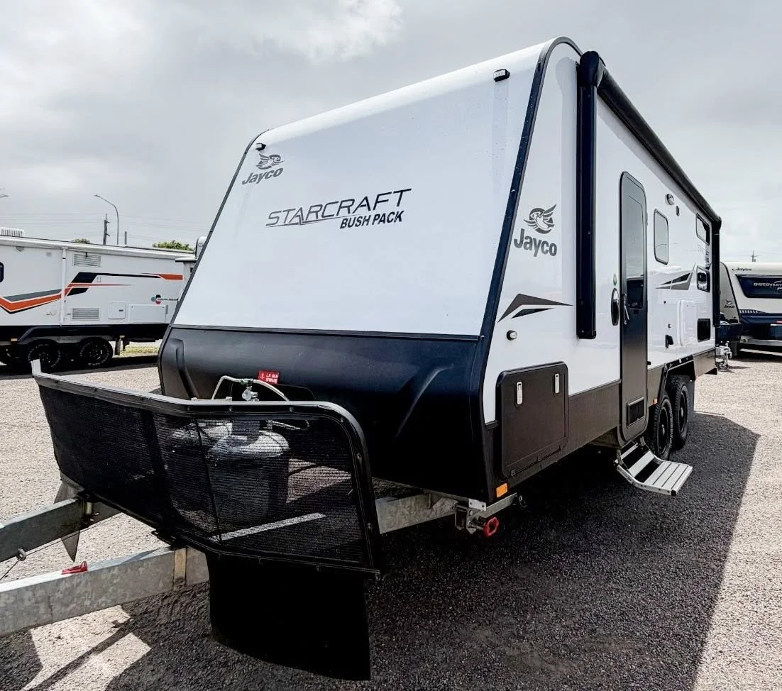 STOCK 03 JAYCO STARCRAFT FAMILY VAN