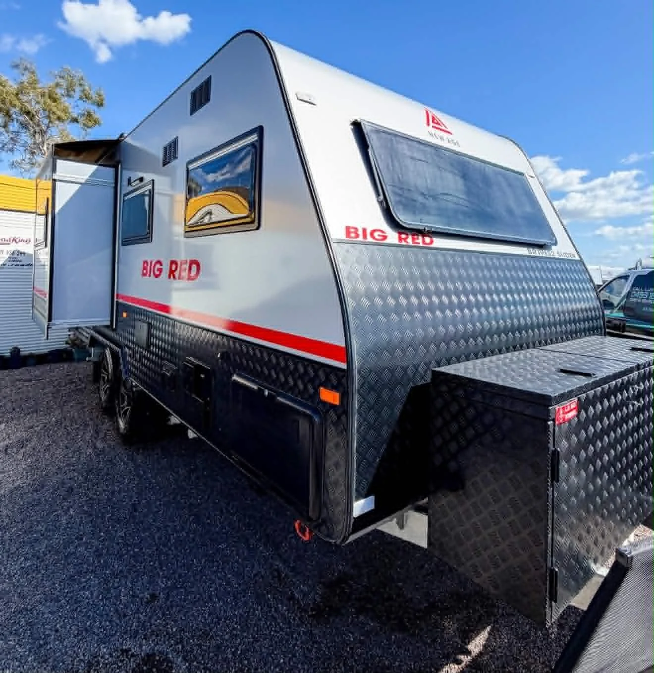 Stock #36 2023 NEW AGE BIG RED 19FT SLIDE OUT