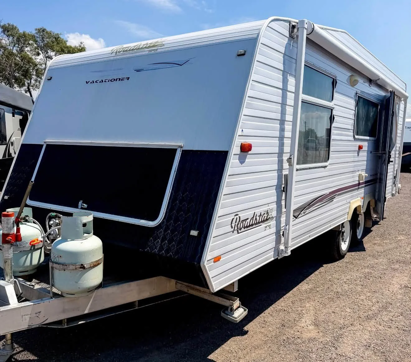 STOCK #12 ROADSTAR VACTIONER