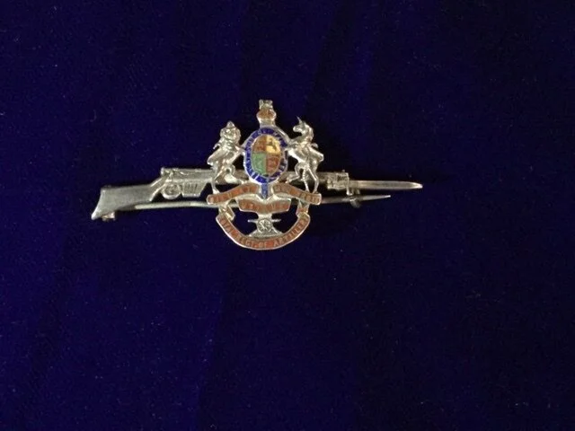 Royal Artillery Rifle Brooch