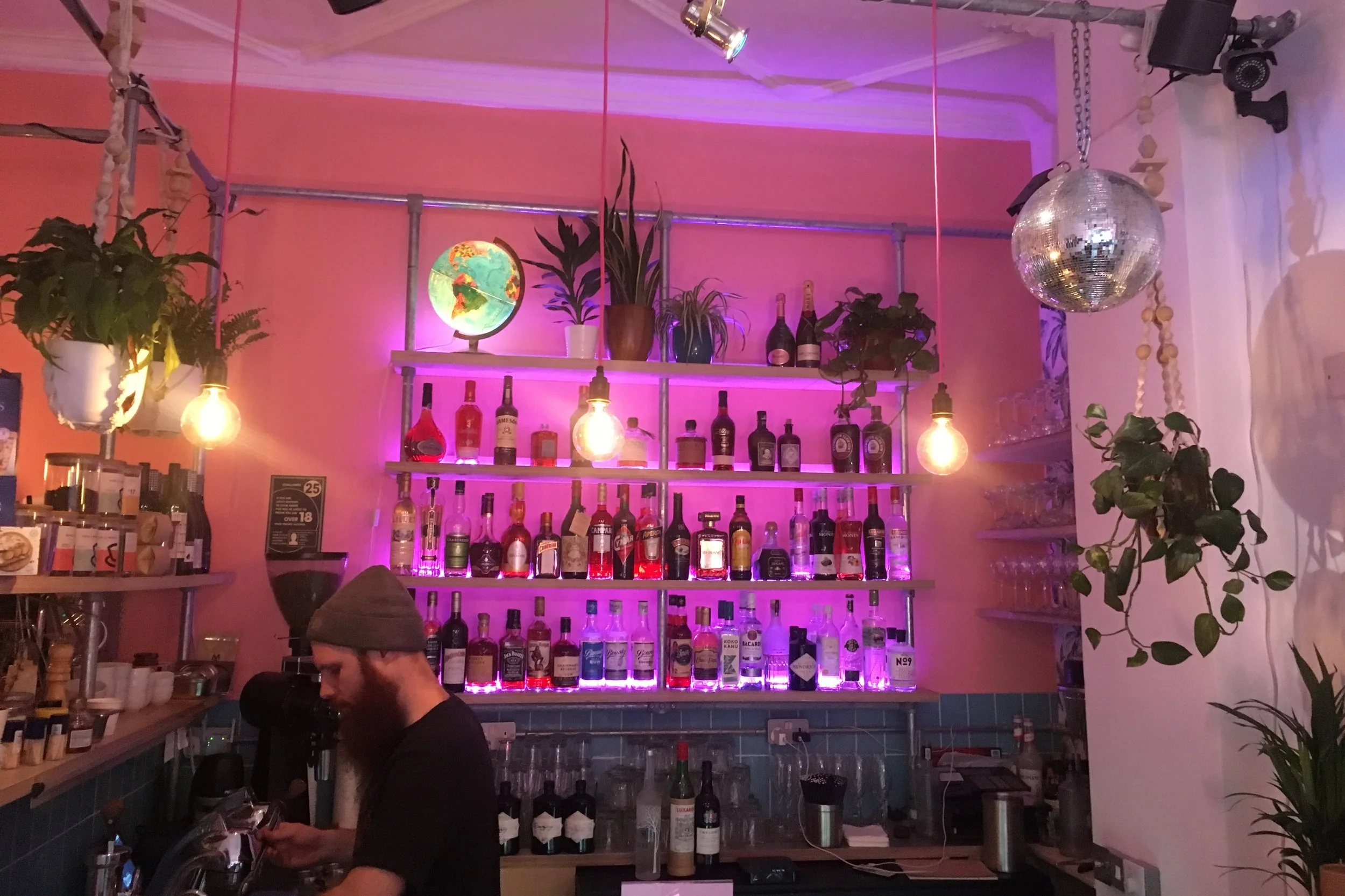 Near+%26+Far+London+-+Angel+Bar+Lit+Neon.jpg