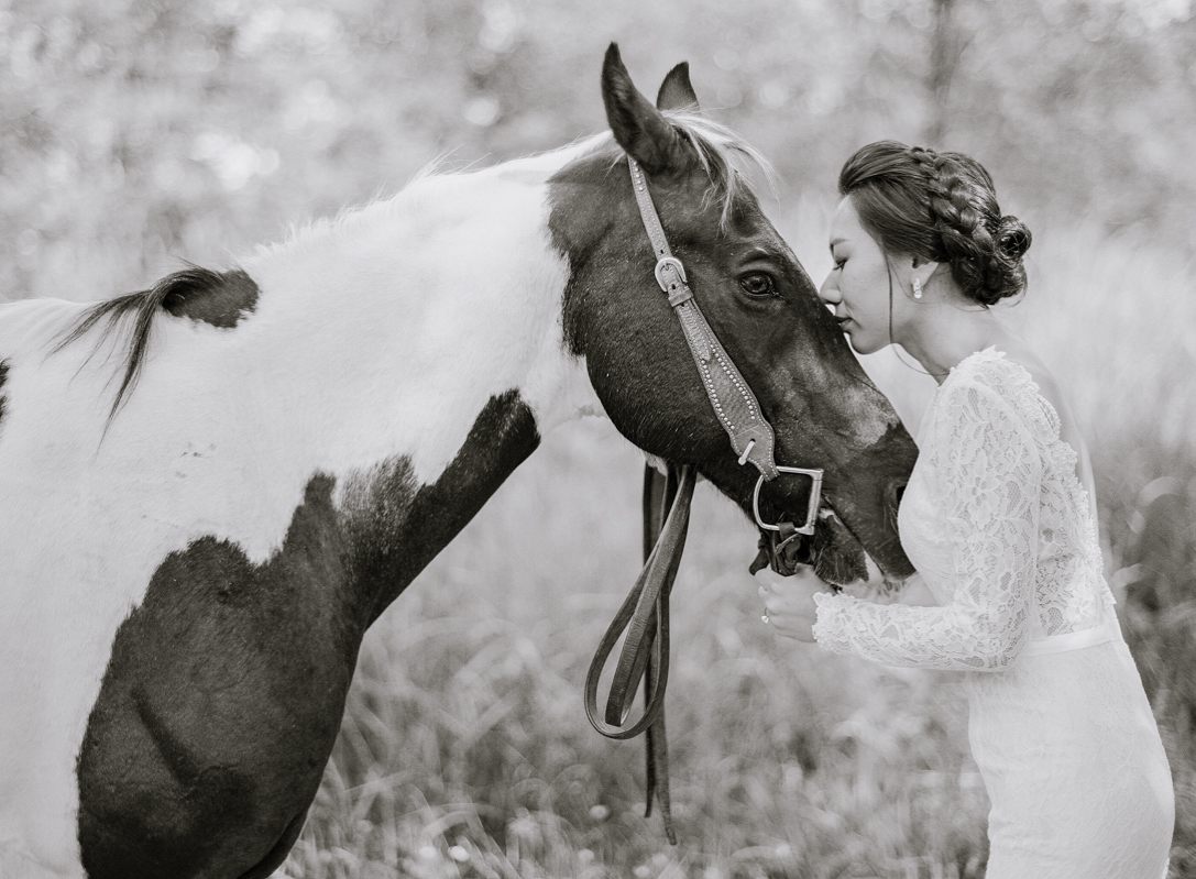 vancouver-pre-wedding-horse-05.jpg