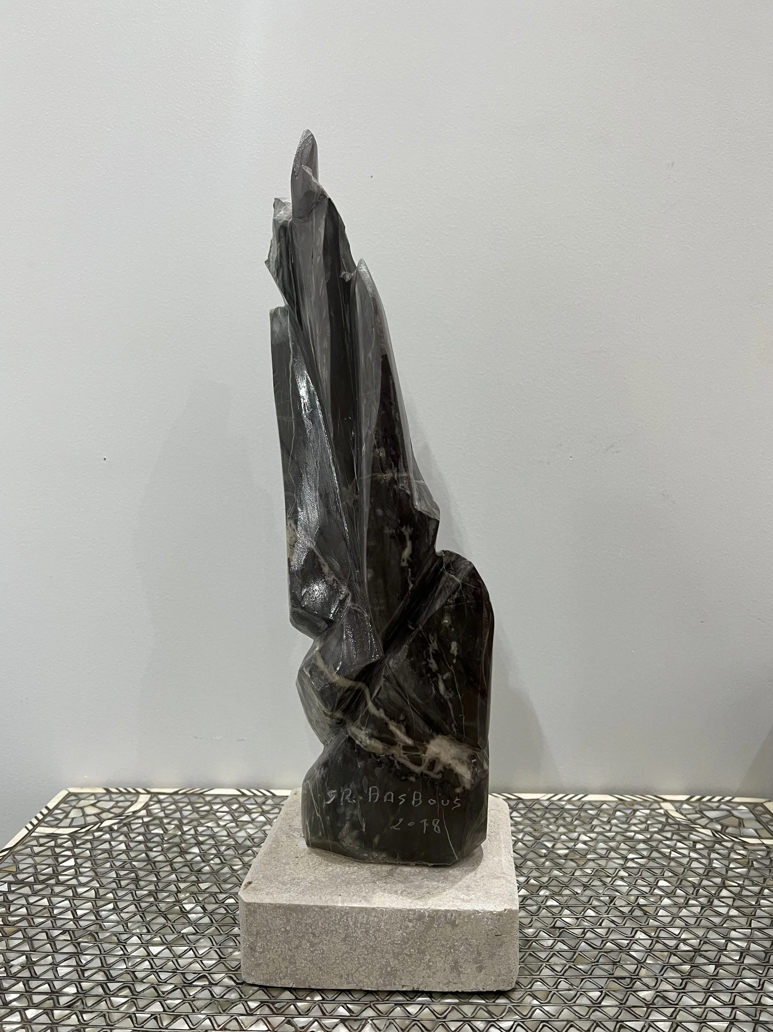 Samir Basbous 42x13x13cm .jpg