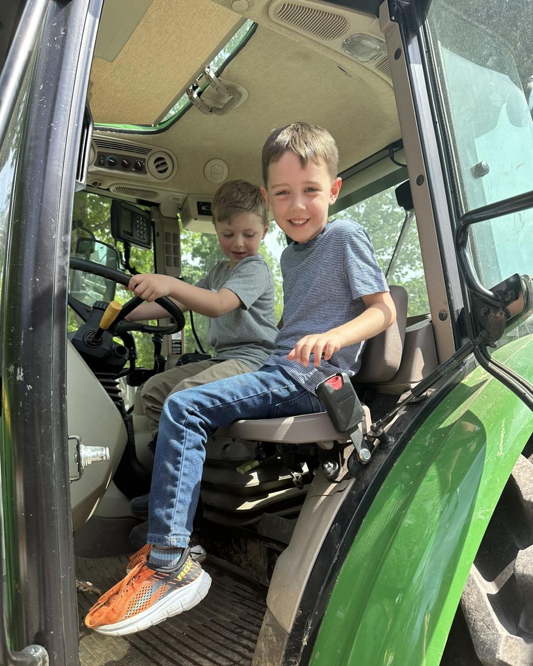 The FCA Cub Club K4 classes had so much fun visiting the farm with Mrs. Moore! They were able to sit in the tractor, feed the goats, play in the river, and even ride a pony. They had such a wonderful time on their first field trip! #fca #farm  #presc