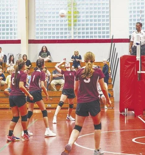 Lady Lions middle and varsity volleyball doing well in early season