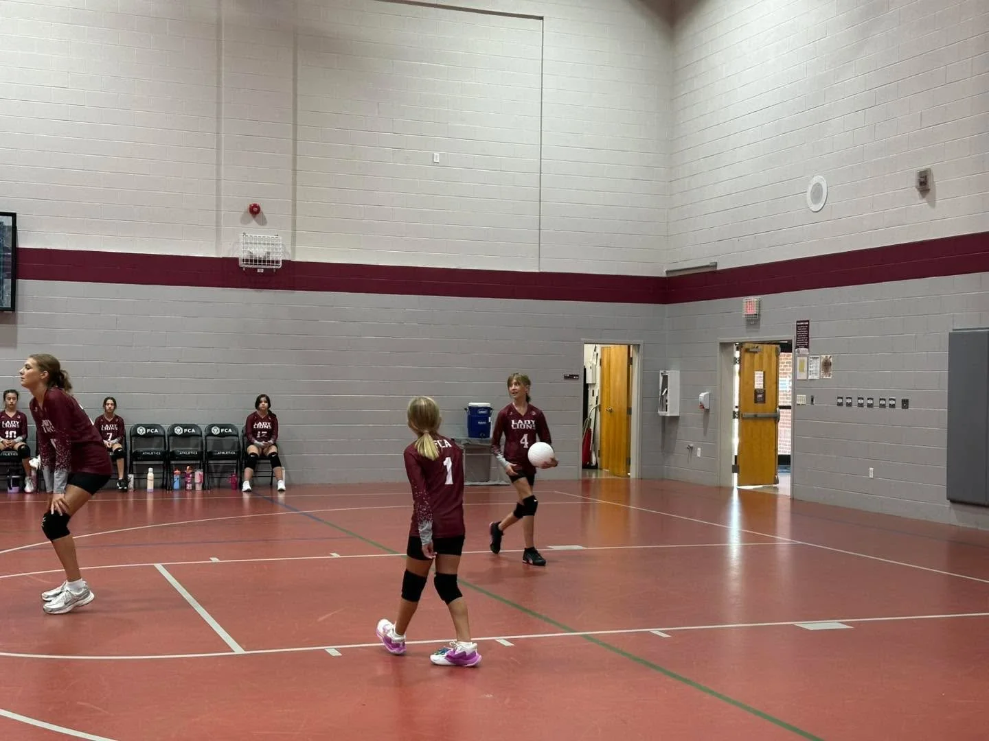 🏐 Faith Christian Academy kicks off the volleyball season with a BIG win against Halifax Christian School! 
🎉 Middle School swept the court with a 2-0 win
🎉 Varsity dominated with a 3-0 victory
We&rsquo;re excited for a season full of growth, team