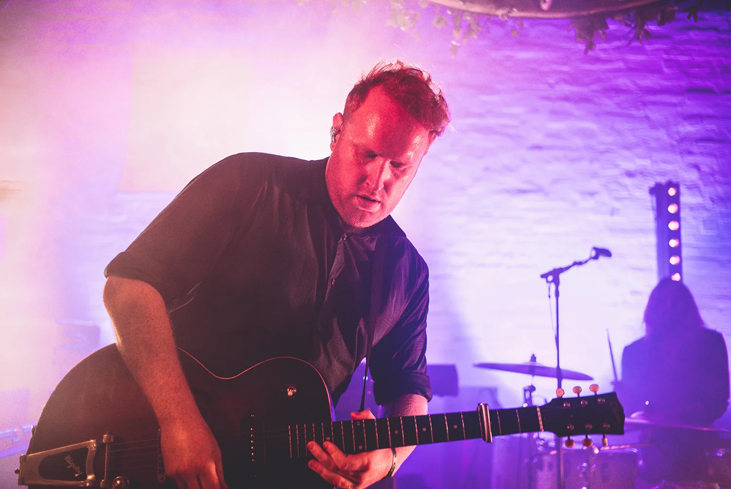 THURSDAY_barn, gavin james, thursday_DANIELALEXANDERHARRIS_L1001344.jpg