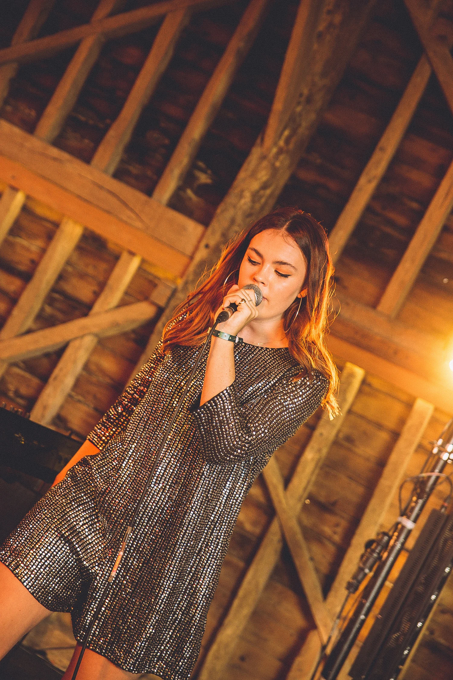 THURSDAY_S.H.E, WOODEN BARN_ZACH_MAHROUCHE_IMG_1573.jpg
