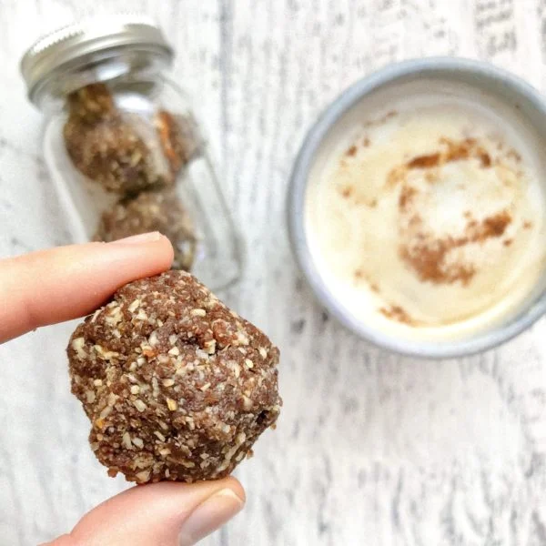 Chocolate Date Glow Bites