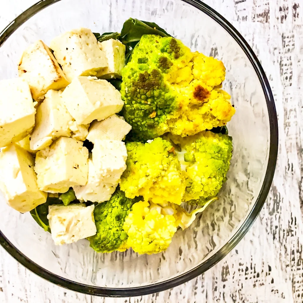 Romanesco &amp; Tofu Dinner Bowl