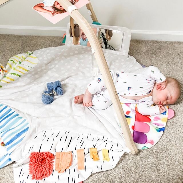 Who wants the 3 day weekend to look a lot like this?⠀⠀⠀⠀⠀⠀⠀⠀⠀
⠀⠀⠀⠀⠀⠀⠀⠀⠀
#naptime #sleep #nap #rest #simplicityparenting #eco #ecofriendly #zerowaste #zerowastelifestyle #minimalism #lowwaste #lowwasteliving #gogreen #simpleliving #socialdistancing #q