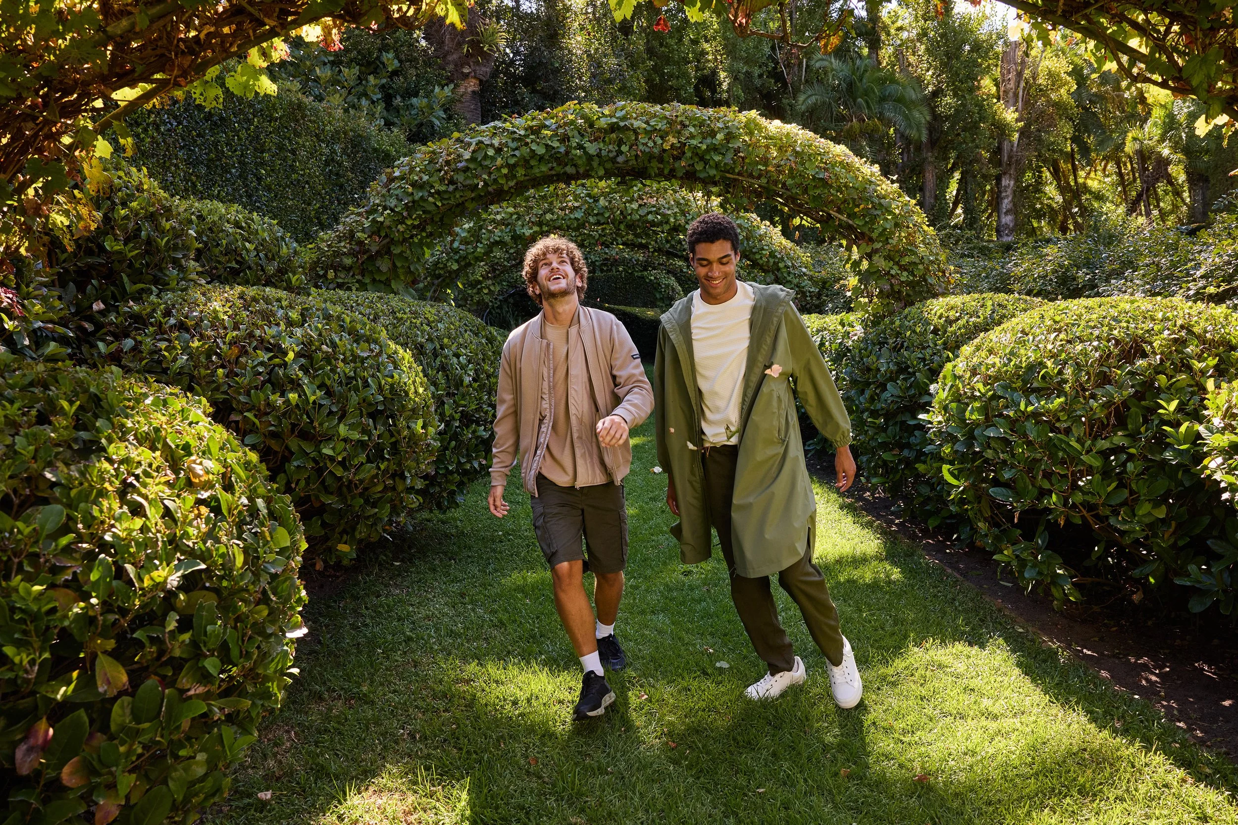 SS27_MODERN_LIFE_LOOK_02_7606.jpg