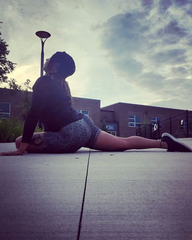 DAY 4 
#InternationalBalance Challenge
...
The body benefits from movement, but the mind benefits from stillness. ...
Each day of this challenge will have an intention + each pose, a purpose. And what&rsquo;s even better is that you&rsquo;ll free you