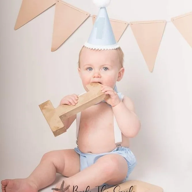 Charlieās 1st Cake Smash