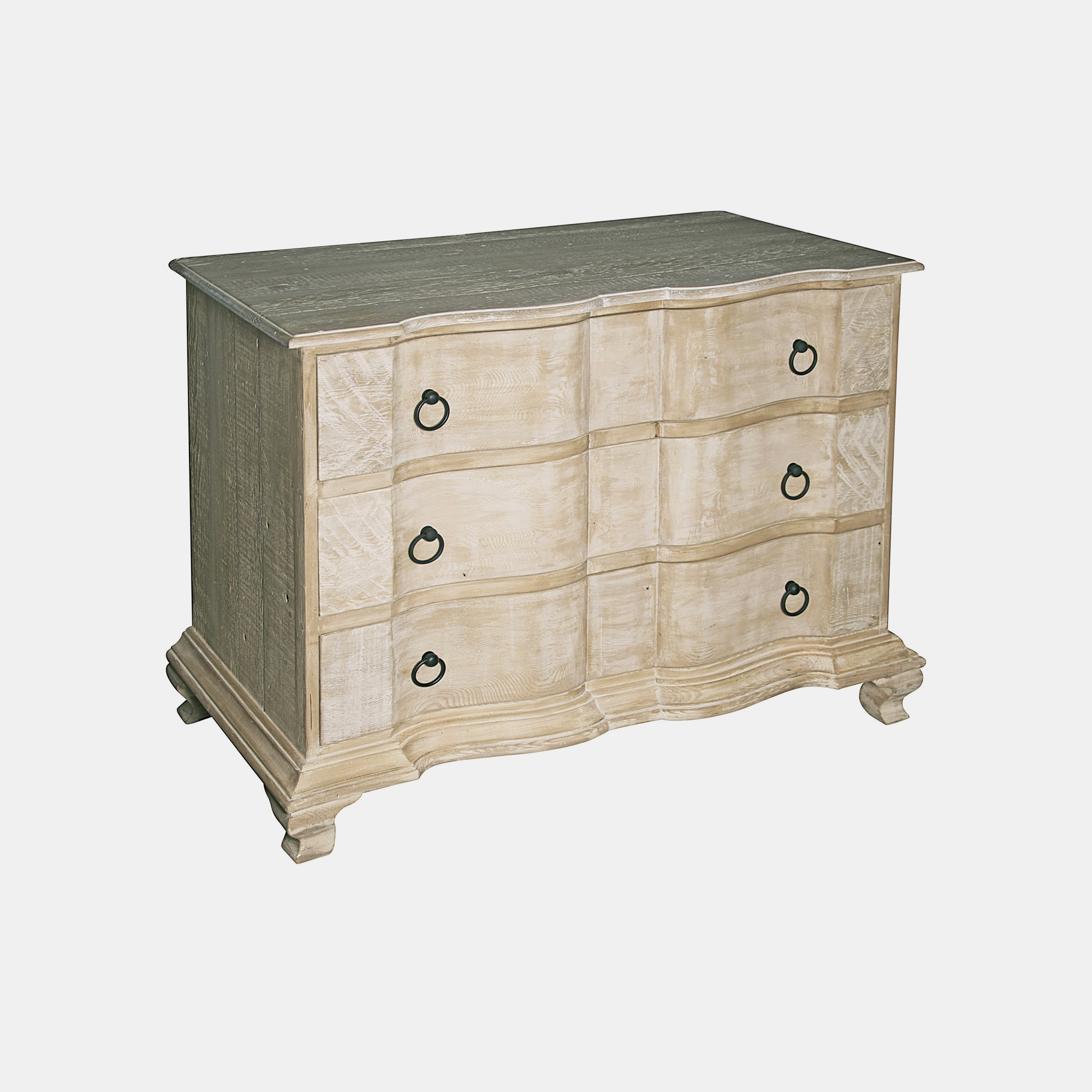 Lexington Dresser 43.5”l x 22”d x 32”h Also available in 6-drawer dresser 80”l x 22”d x 36.5”h. SKU8847CFC