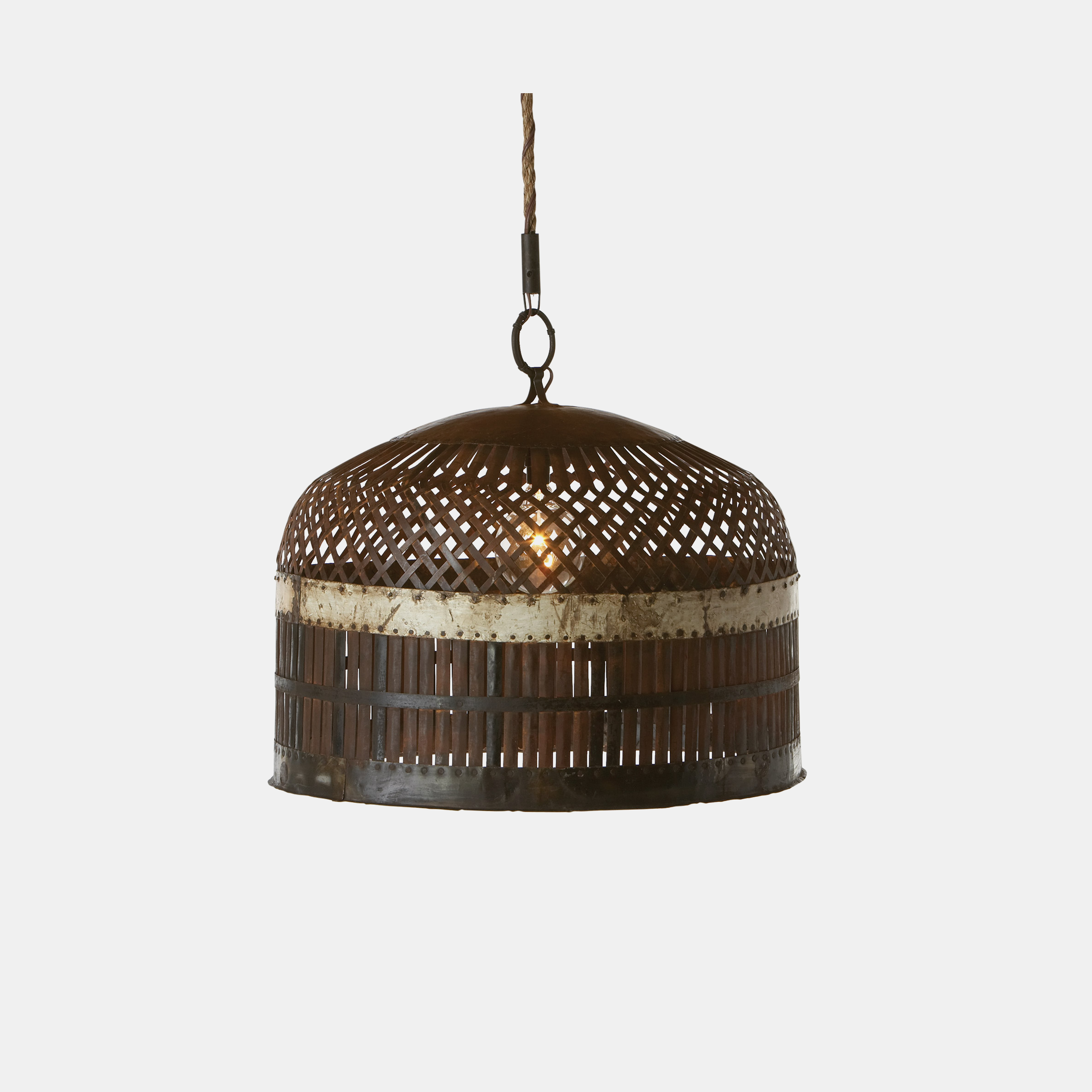 Metal Basket Lamp Large: 29"d x 29"w x 21"h Small: 15"w x 15"d x 15"h SKU2223CSC