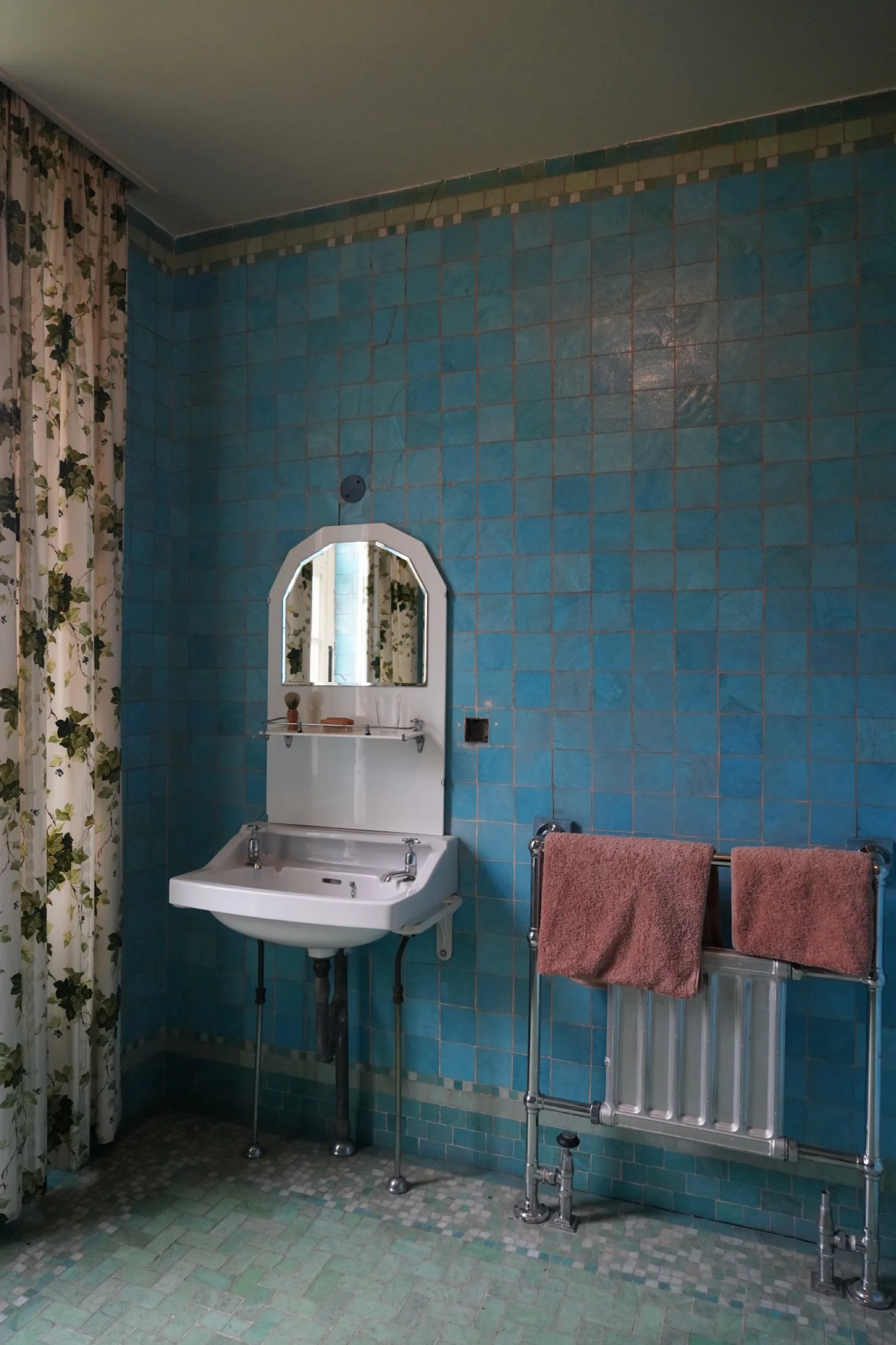    katherinesaspence@outlook.com 