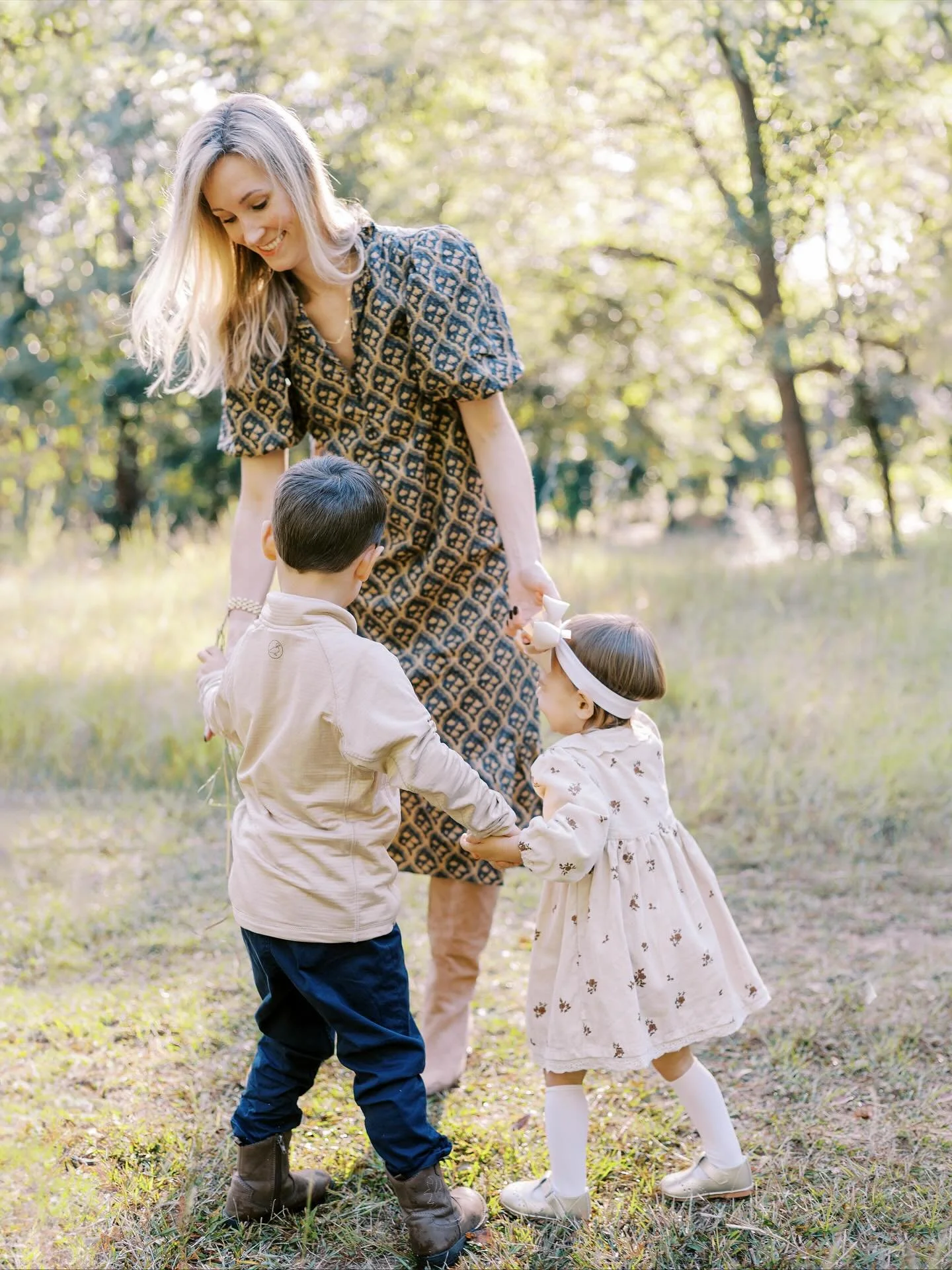 &ldquo;Is 15 minutes really enough time for us to get photos?&rdquo; Yes, yes, and YES. 🤍