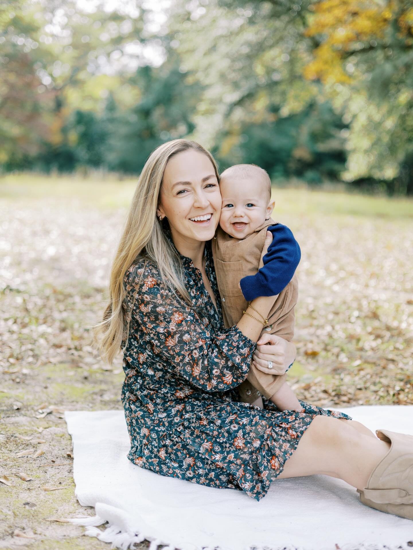 Anyone else&rsquo;s kids keep them up all night long or was it just me? About to go grab my third cup of coffee this morning &amp; keep &lsquo;em coming. ☕️