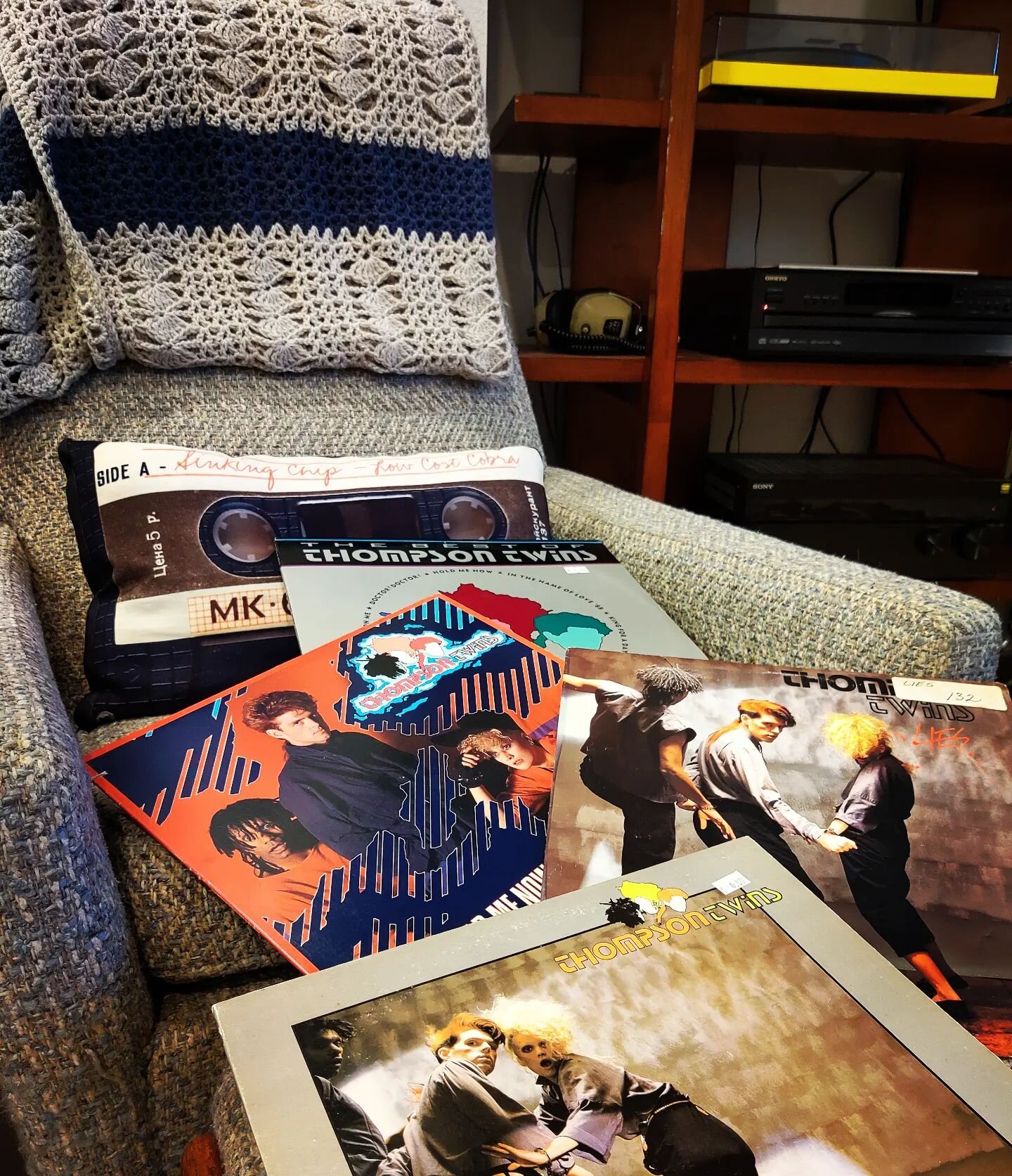 how much Thompson Twins ... is too much Thompson Twins...?
.
.
.
.
.
.
#sinkingchip #thompsontwins #holdmenow #80s #vinyl #904 #askingforafriend #projectdebutcarbon #lies #80smusic #newwave