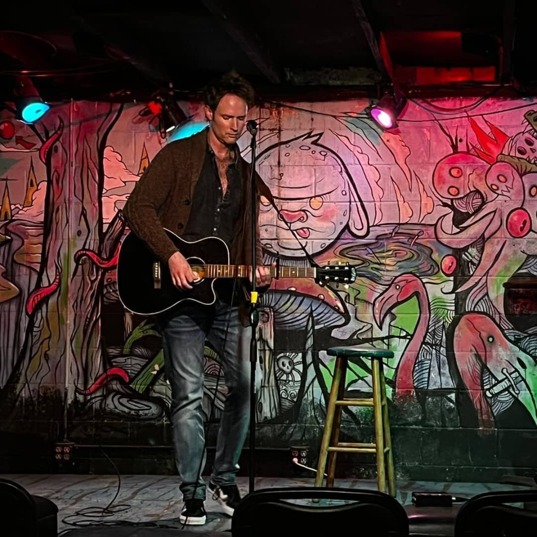 Had ourselves a real good time. @pvranesh and @enderalders of #sinkingchip playing acoustic sets with the incredible @blossominbone at Rain Dogs. Can't wait to see you all again.
.
.
.
.
.
#music #musician #liveshow #904 #guitarist #raindogsjax