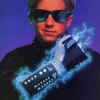 who wore it better?
.
.
.
.
.
.
#limosceneband #904 #nes #powerglove #nintendo #keepyourpowerglovesoffherpal #whoworeitbetter