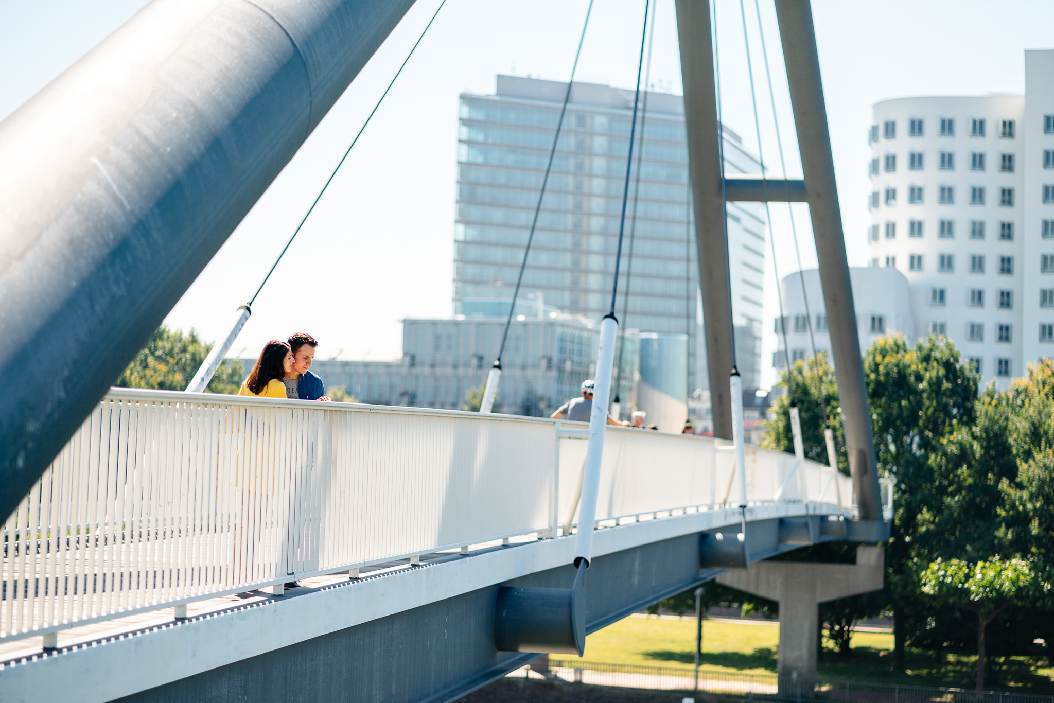 ©svenjaeger_Paarshooting im Medienhafen_0036.jpg